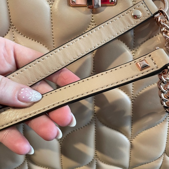 Michael Kors Peyton Quilted purse - Picture 10 of 13